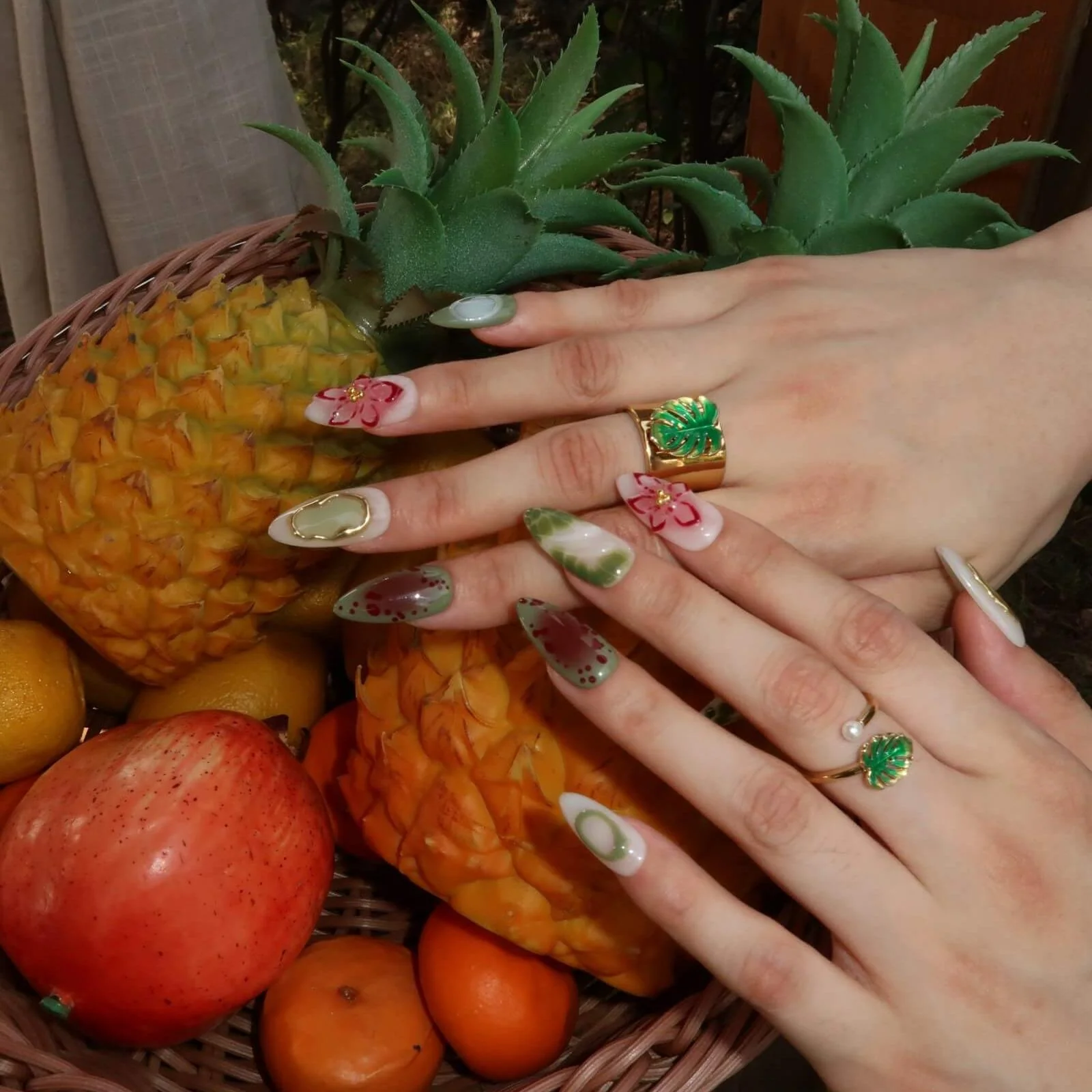 Thumbnail 4