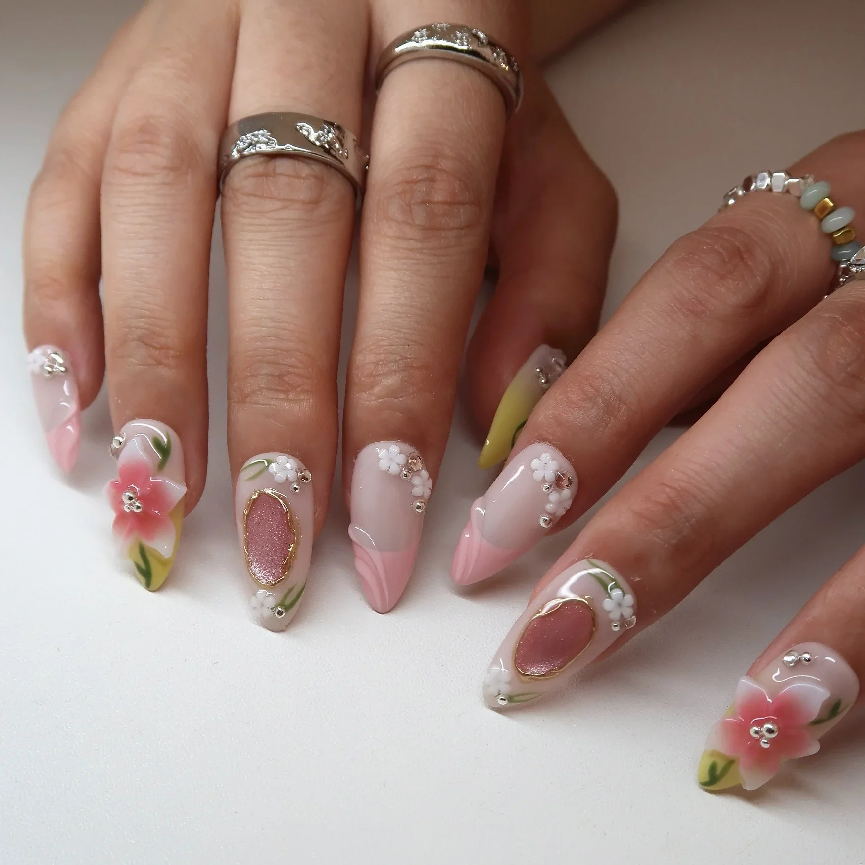 Thumbnail 9